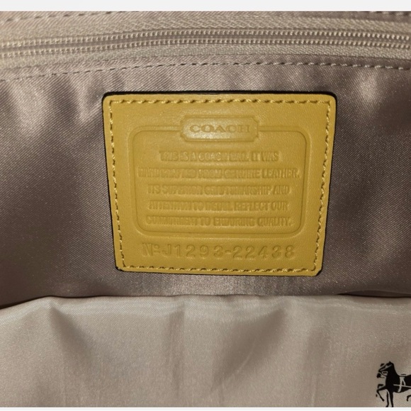 COACH POPPY Leather Daisy Eyelet Chain Tote Shoulder Bag in Marigold - Picture 2 of 6